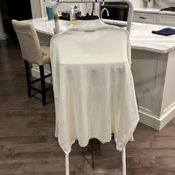 Mock turtleneck lightweight sweater - Picture 6 of 6